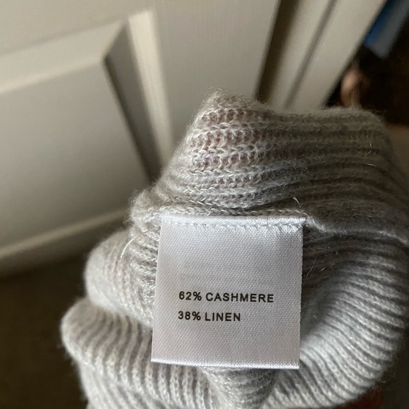 Peter Millar Sweater - Picture 8 of 8